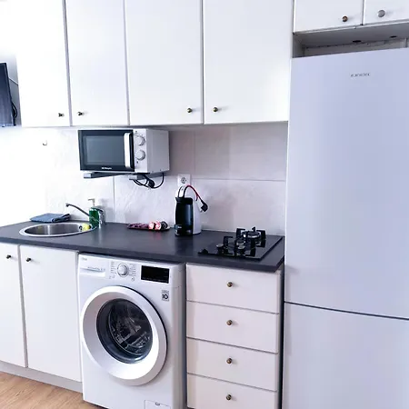 Aiora Apartment