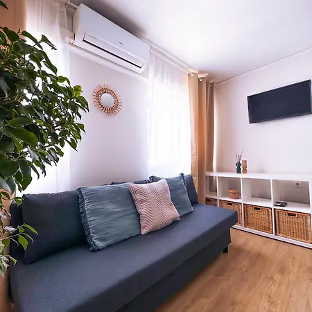 Apartment Aiora *