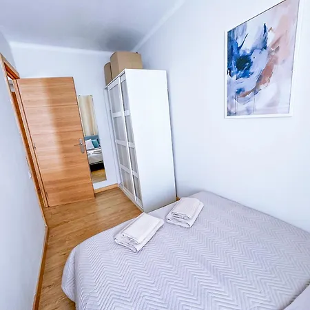 Aiora Apartment